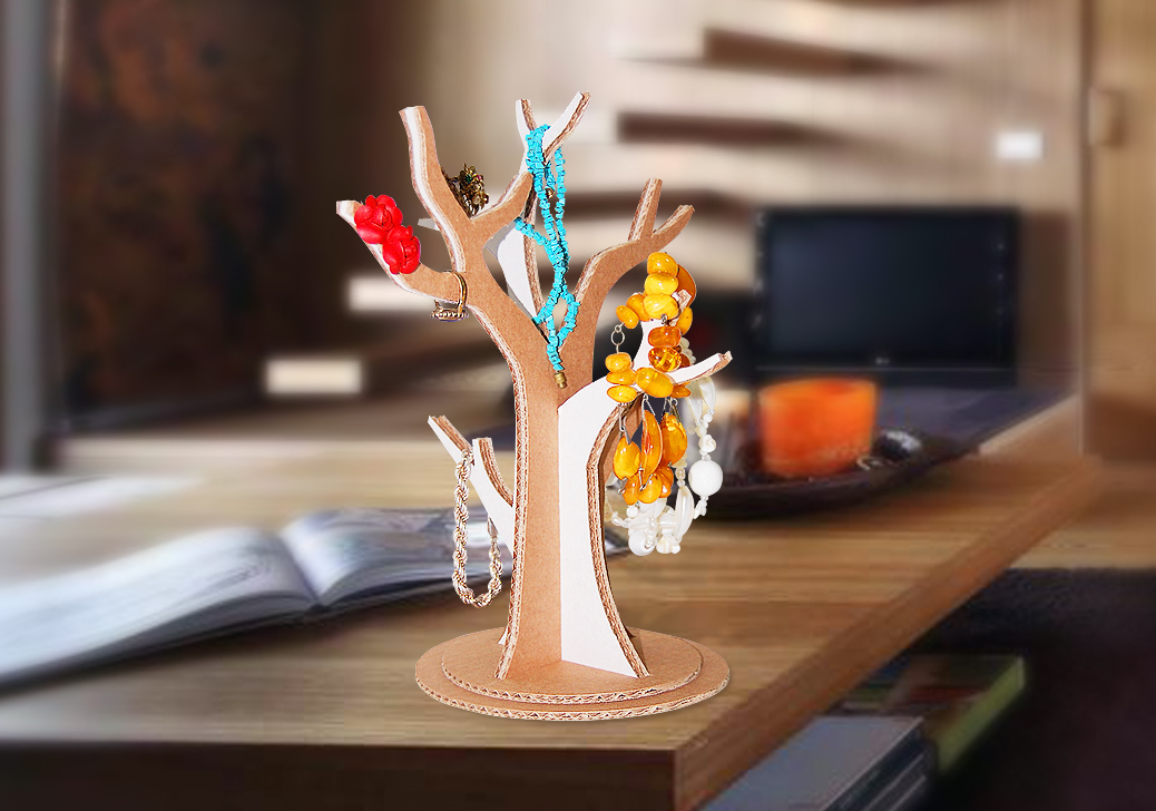 Дерево із гофрокартону